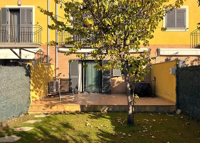 Hébergement de vacances Casa Con Jardin Y Piscina Comunitaria En - Es-89-147 *
