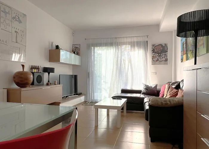 Hébergement de vacances Casa Con Jardin Y Piscina Comunitaria En - Es-89-147