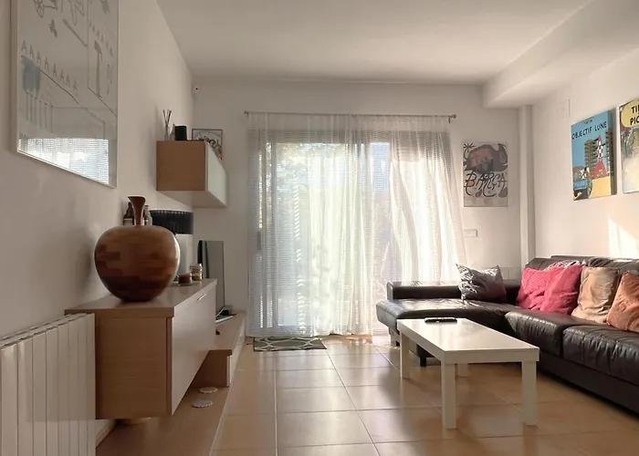 Casa Con Jardin Y Piscina Comunitaria En - Es-89-147 Sant Pere Pescador
