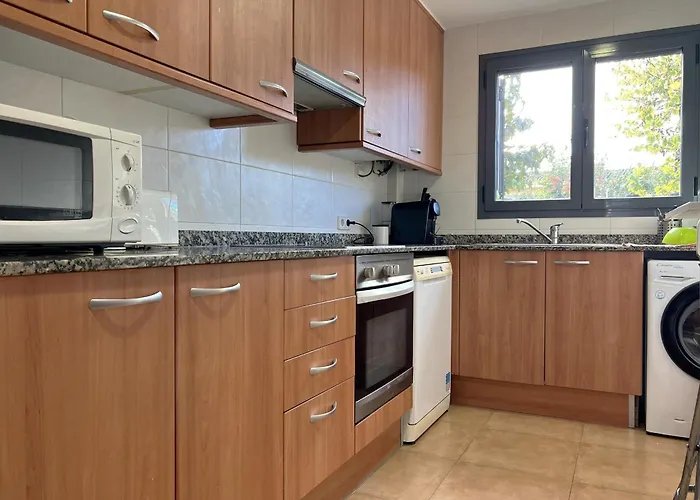 Casa Con Jardin Y Piscina Comunitaria En - Es-89-147 Hébergement de vacances *