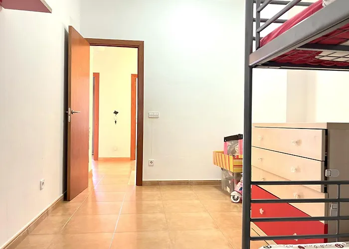 Casa Con Jardin Y Piscina Comunitaria En - Es-89-147 *