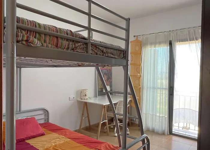 Hébergement de vacances Casa Con Jardin Y Piscina Comunitaria En - Es-89-147